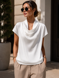 Blusa Satinada Elegance  – Sofisticación y Estilo Atemporal